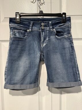 Rue21 Get The Lift Bermuda Shorts